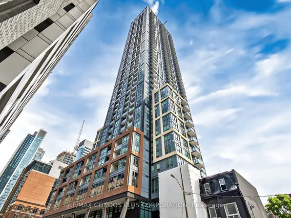 108 Peter St #1525, Toronto, ON M5V 0W2