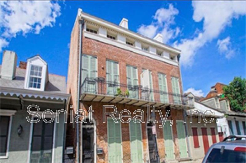1st image of 1012 Saint Peter St #1