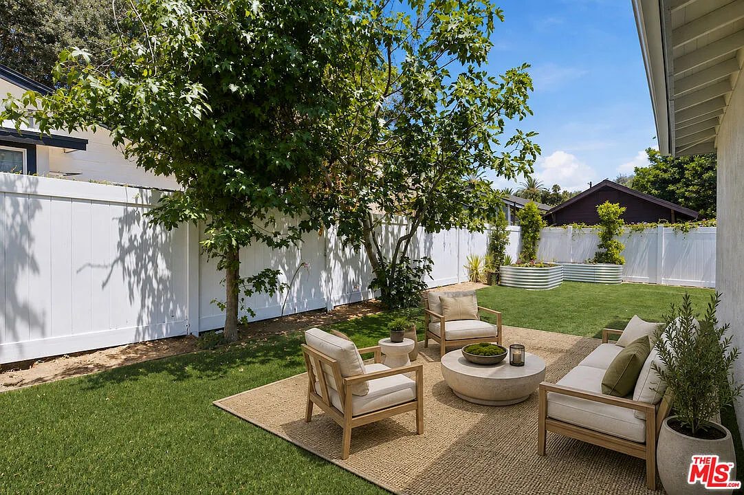 3 bed, 2.0 bath, 1200 sqft, $5,000 — Photo 4