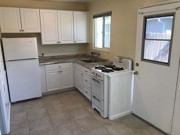 2nd image of 2923 Verde Vista Dr