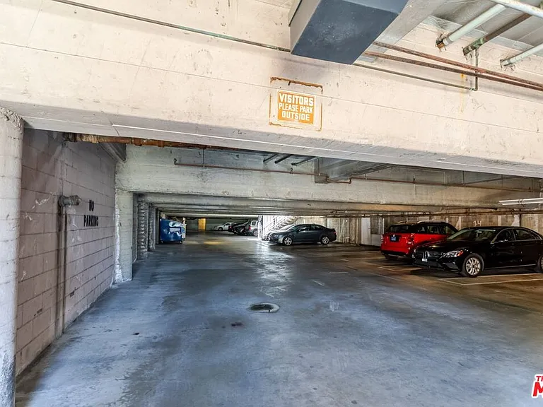 420 N Market St #15 — Photo 22