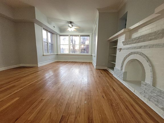 4th image of 4731 N Washtenaw Ave