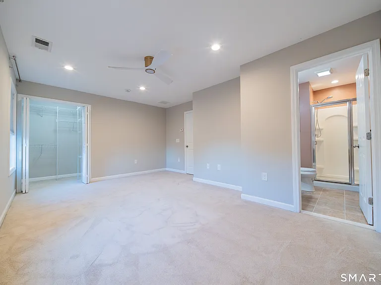 9 Englewood Ave #C — Photo 18