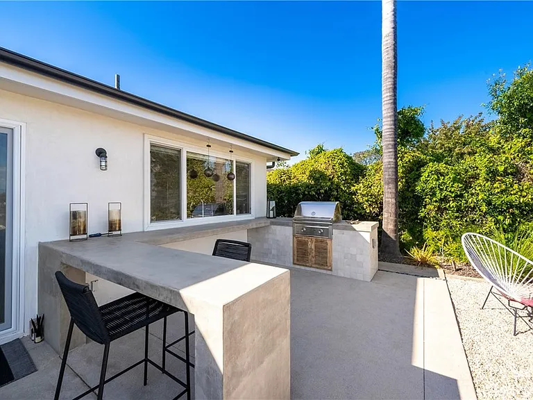 1700 Galaxy Dr — Photo 35