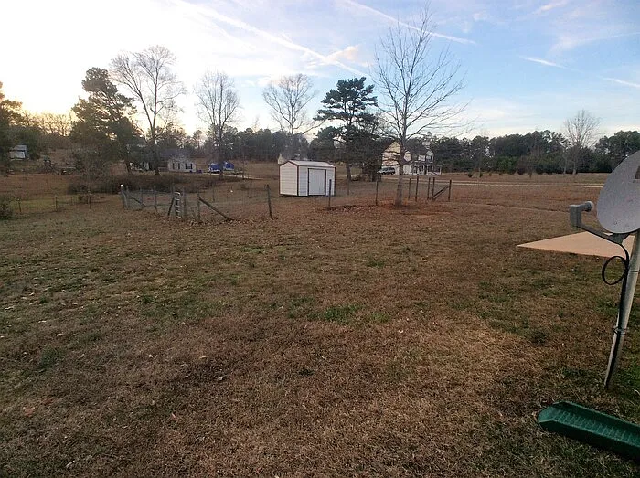 2266 Stroud Rd — Photo 18