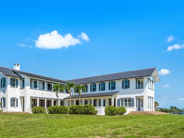 6688 110th St, Sebastian, FL 32958