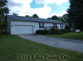2314 Lake Pointe Dr, Cookeville, TN 38506