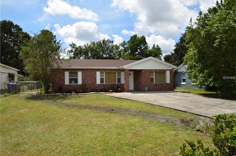 1st image of 211 Tarawa St