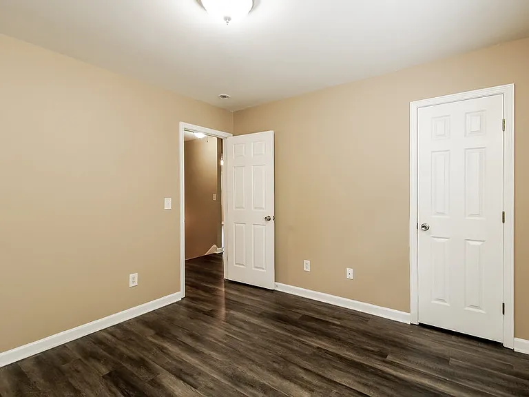 4014 Mountainridge Dr — Photo 13