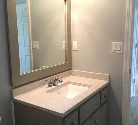 4th image of 903 Lawton Ct