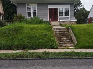 713 Clifton Ave, Collingdale, PA 19023