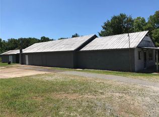 106 Pinehurst Rd, Ellenboro, NC 28040