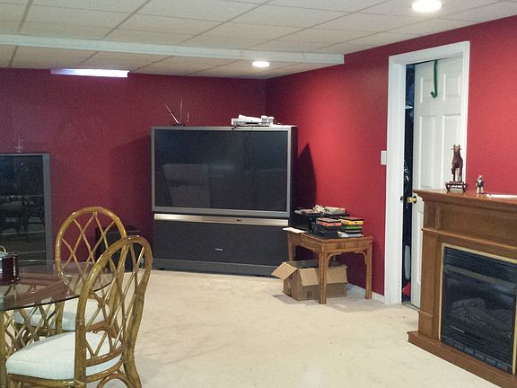 5th image of 23697 Andrew Blvd