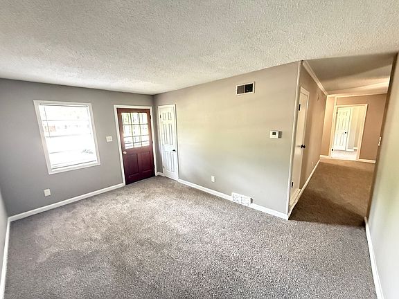 3rd image of 4232 Knight Arnold Rd