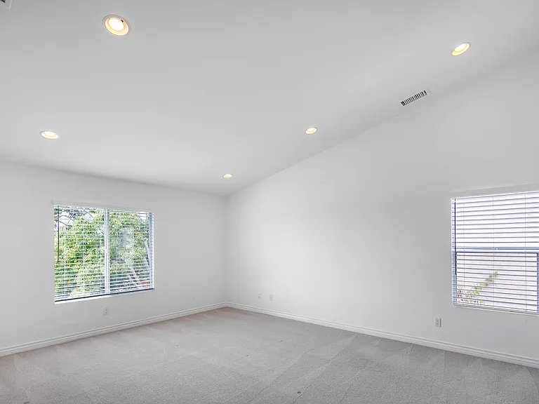 1358 Corte Bagalso — Photo 41