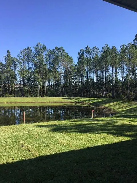 2 bed, 2.5 bath, 1210 sqft, $1,949 — Photo 4