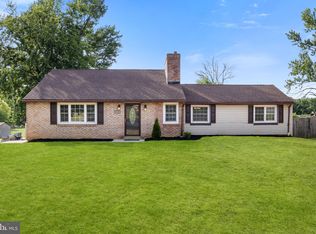 5931 York Rd, Spring Grove, PA 17362