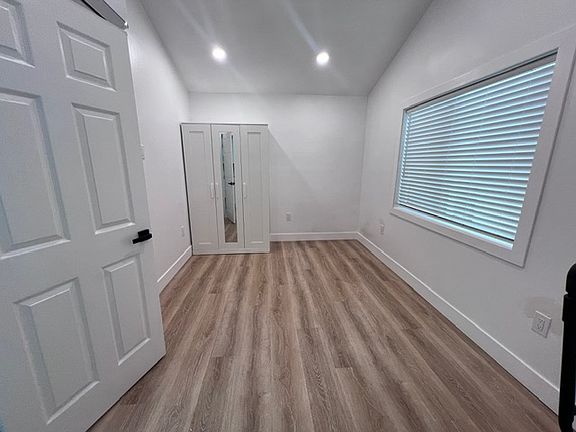 5th image of 17130 Aspen Way Unit 2