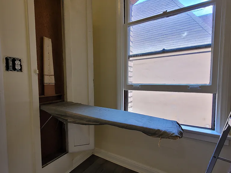 657 Cochran — Photo 34