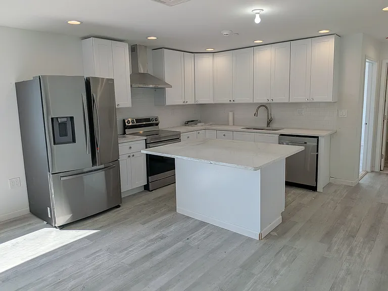 51 Main St #1 — Photo 7