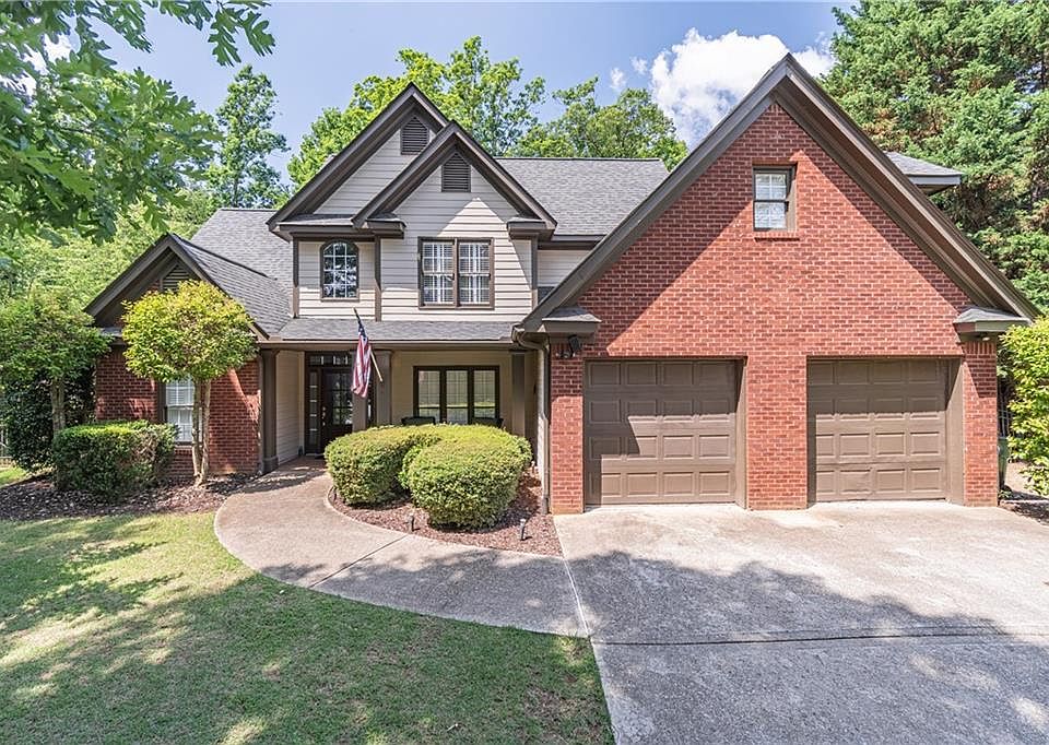 1st image of 2649 Waters Edge Dr