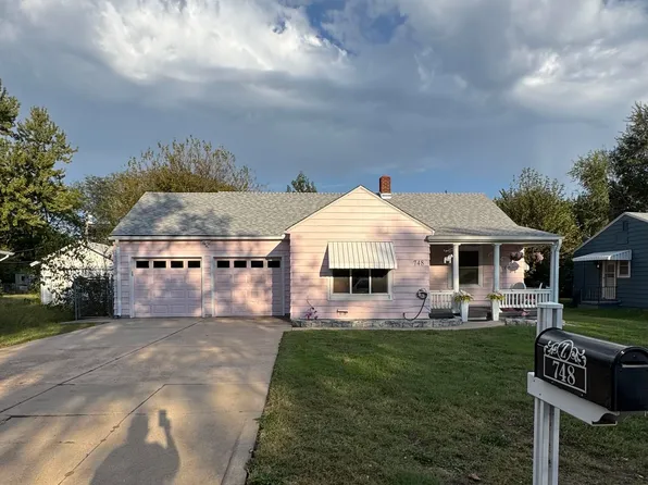 748 S Bluff Ave, Wichita, KS 67218