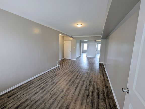 2nd image of 5572 Clemens Ave #2W