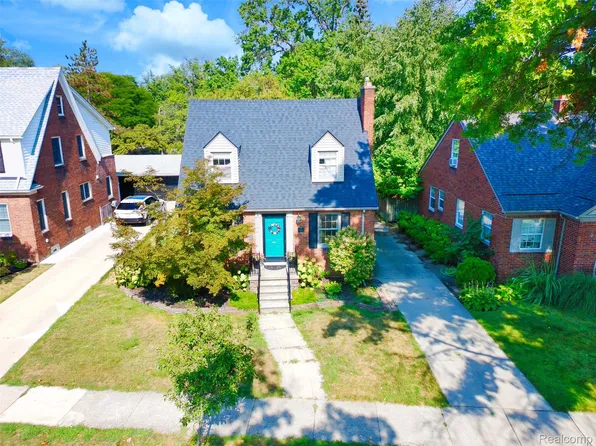 241 Nash St, Dearborn, MI 48124