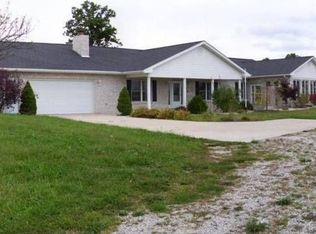 689 Harmony Grove Rd, Troy, MO 63379