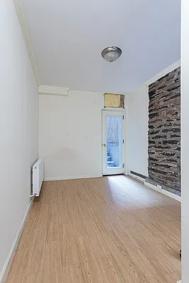 Rented by Centennial Properties NY | media 8