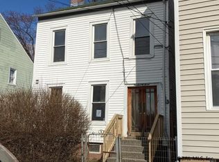 177 2nd St, Albany, NY 12210