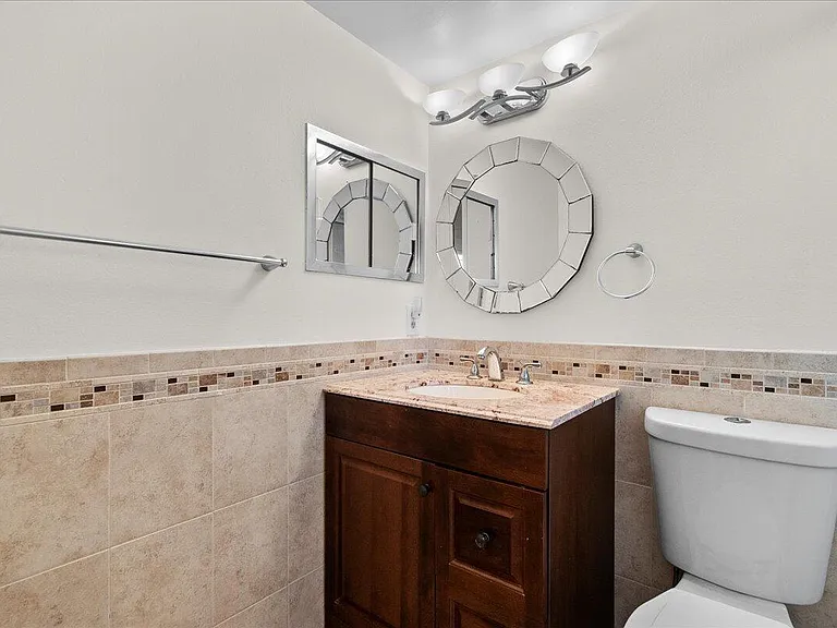 142 Kent St #I — Photo 15