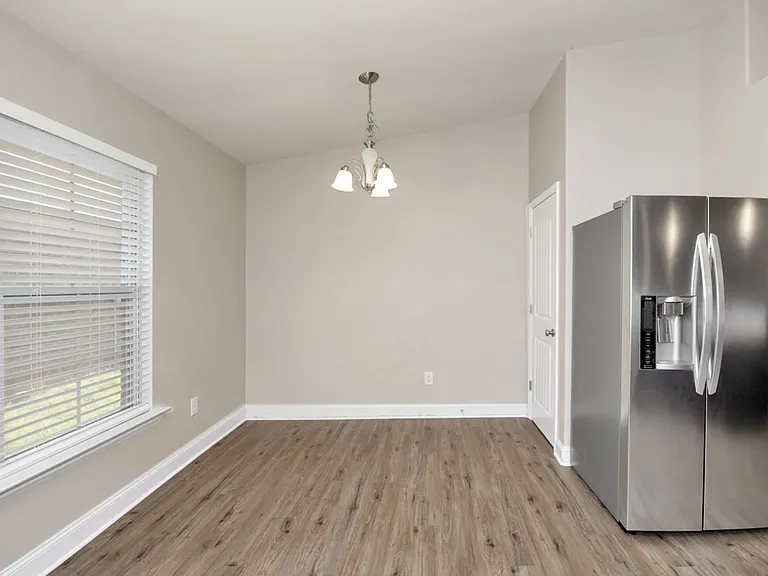 130 Tybee Dr — Photo 16