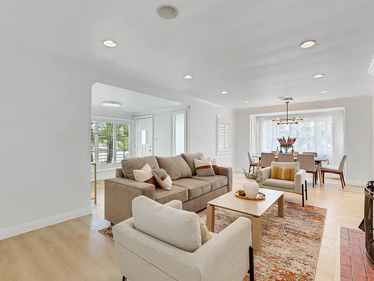 4901 Ethel Ave — Photo 13