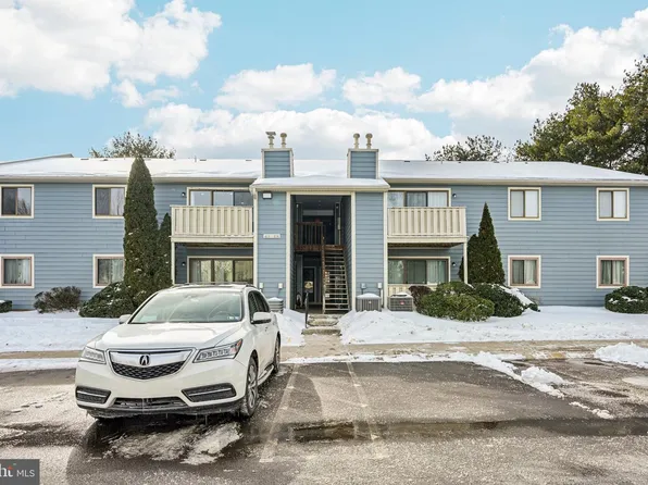 1006 Thornton Ct, North Wales, PA 19454