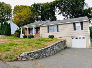 43 Glenview Ave, Waterbury, CT 06708