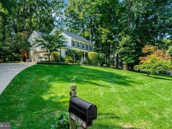6812 Bluecurl Cir, Springfield, VA 22152