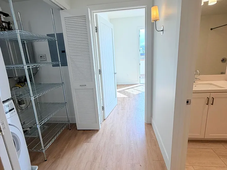 112 E Ortega St #204 — Photo 7