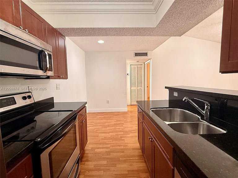 15570 SW 105th Ln #1706 — Photo 9