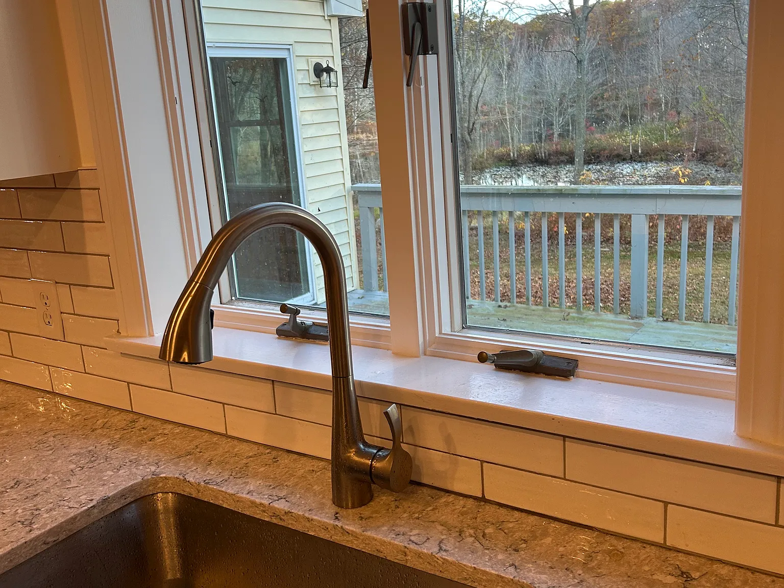 116 Daniel Peck Rd — Photo 1