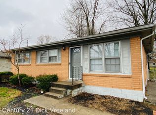 9605 Maple Rd, Louisville, KY 40229