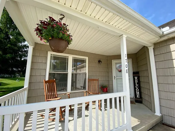 1708 Lydia Ct, Urbana, IL 61802