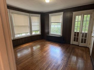 31 Besch Ave #2R, Albany, NY 12209