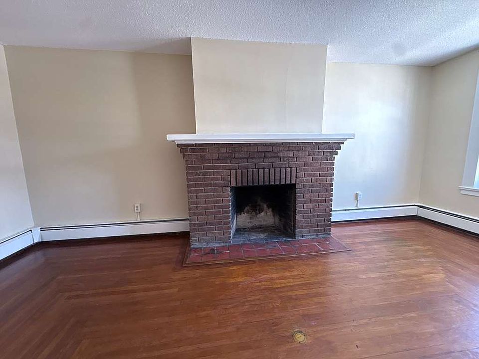 1st image of 36 Derby Ave APT 8C