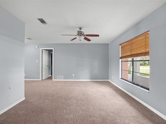 4th image of 129 Buck Ct