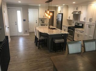 92 Chestnut Way, Manalapan, NJ 07726