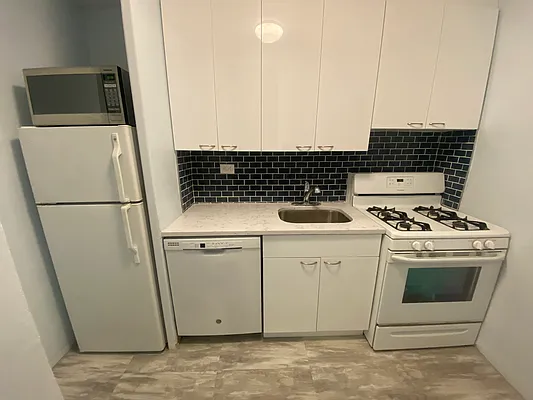 Rented by Bien Realty Ltd | media 23