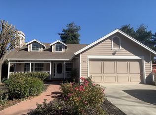 892 Canterbury St, Salinas, CA 93906