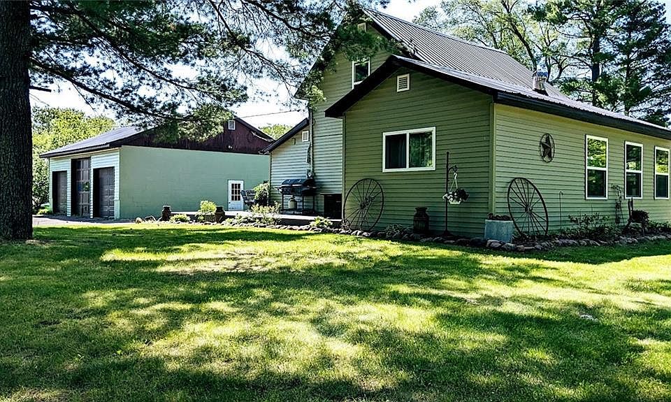 2847 1st Avenue New Auburn WI 54757 Zillow