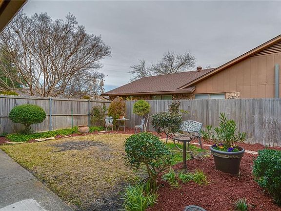 4th image of 622 Perdido Dr